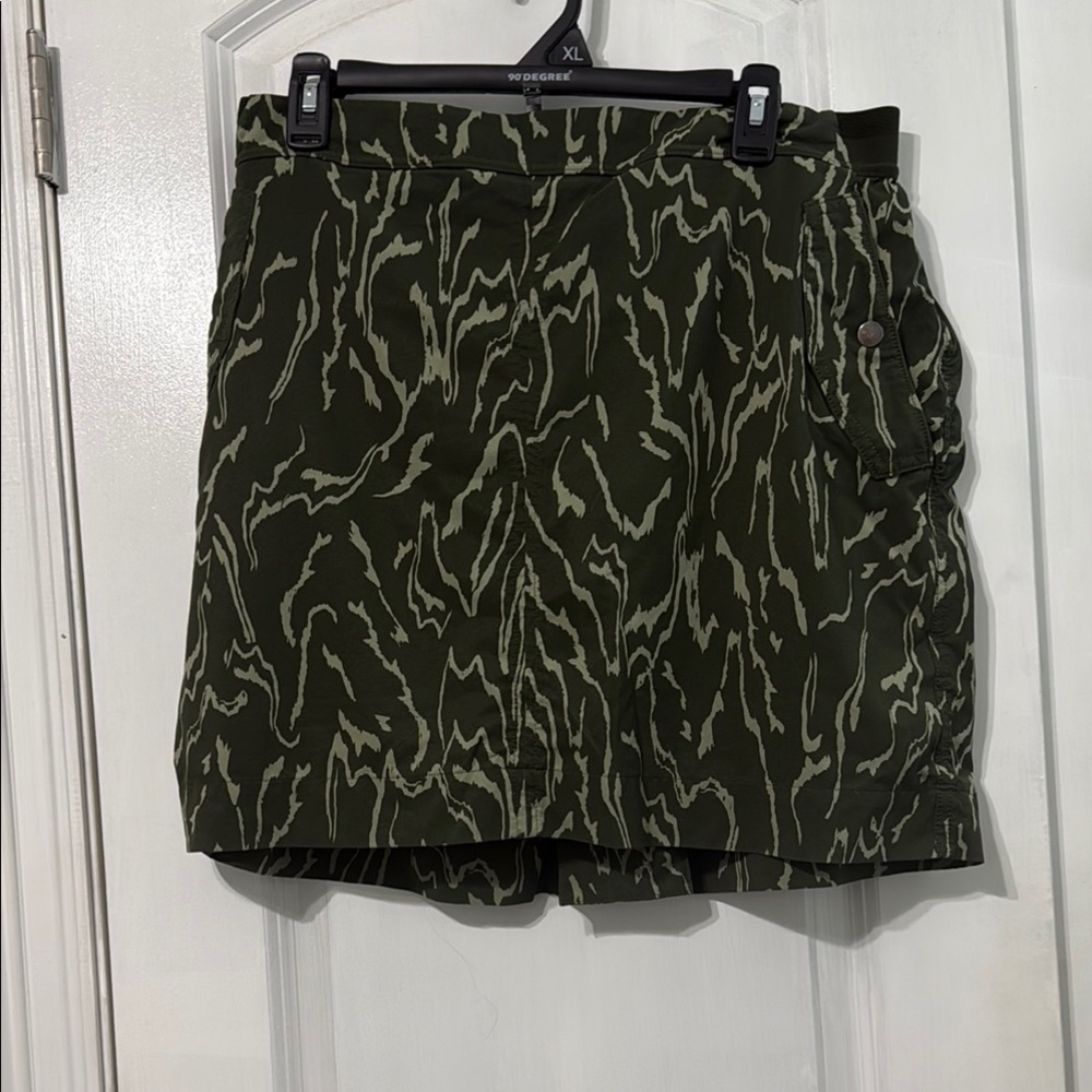 Athleta Green Cargo Skort with Camouflage Pattern
